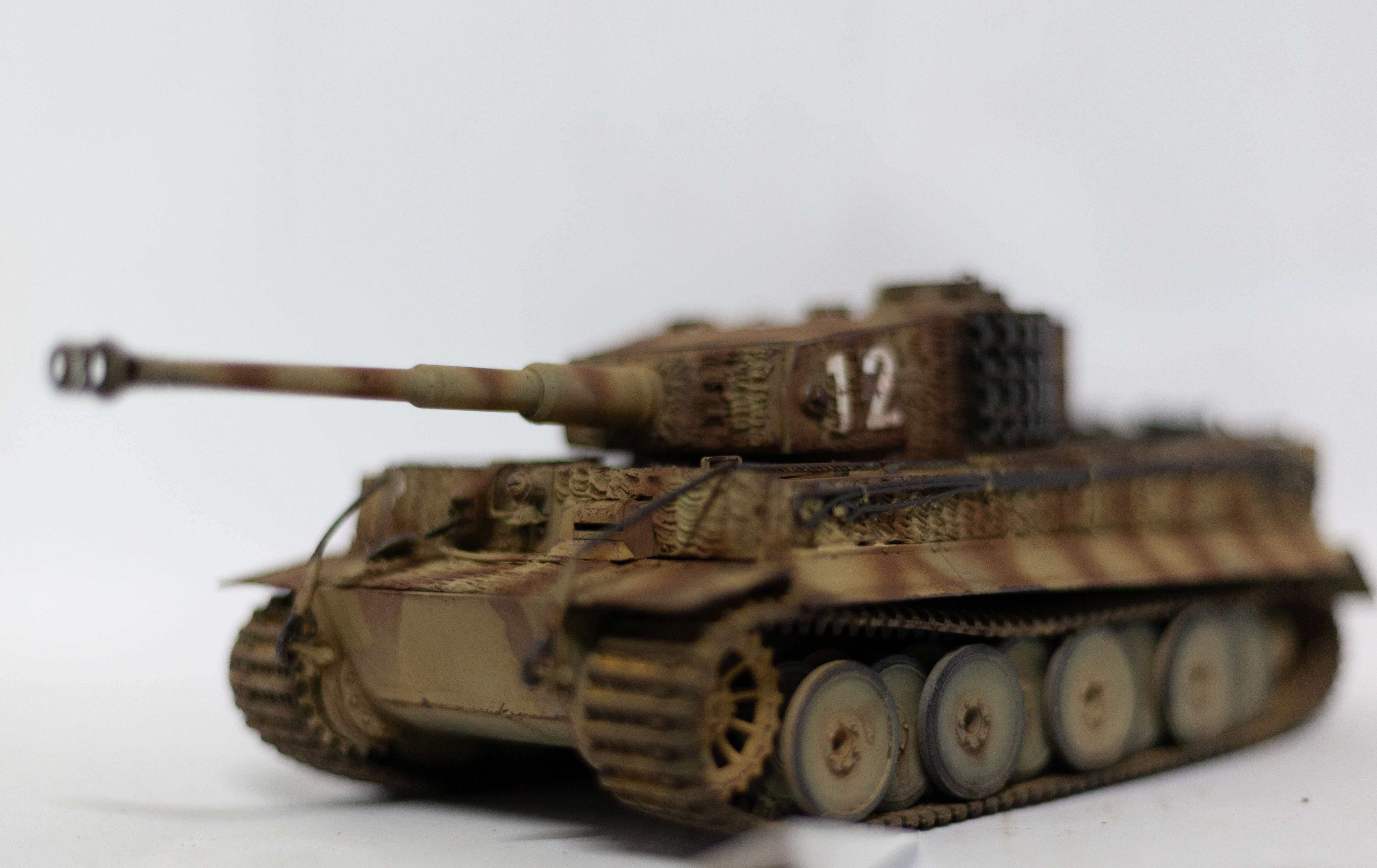 Built 1/35 GERMAN TIGER 1 Tank Mid Abt 506